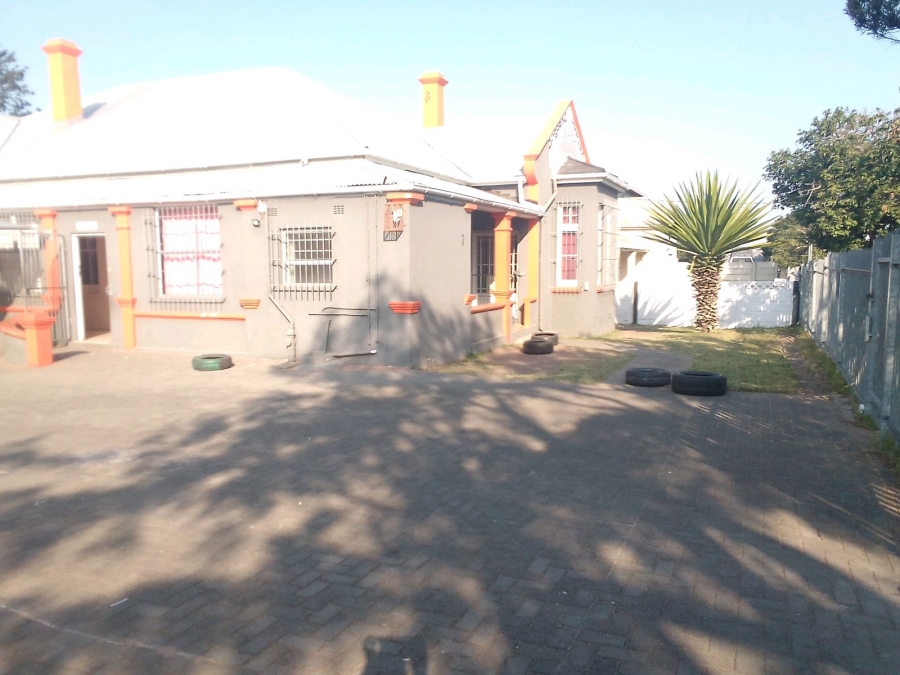 Commercial Property for Sale in Southernwood Eastern Cape